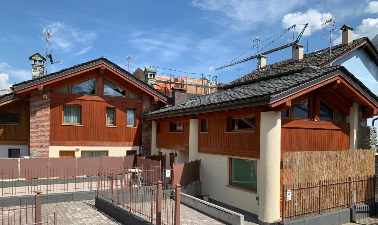 Casa Vacanze Anais Nus Zewnętrze zdjęcie