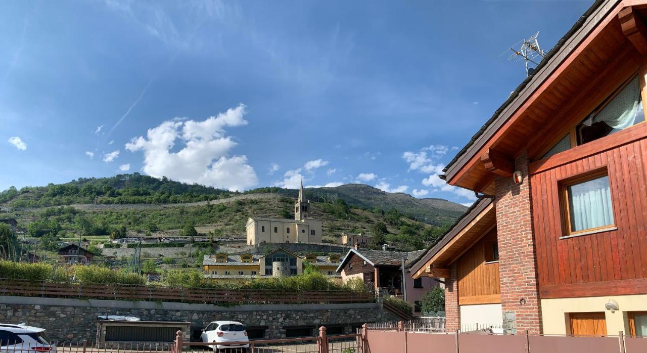 Casa Vacanze Anais Nus Zewnętrze zdjęcie