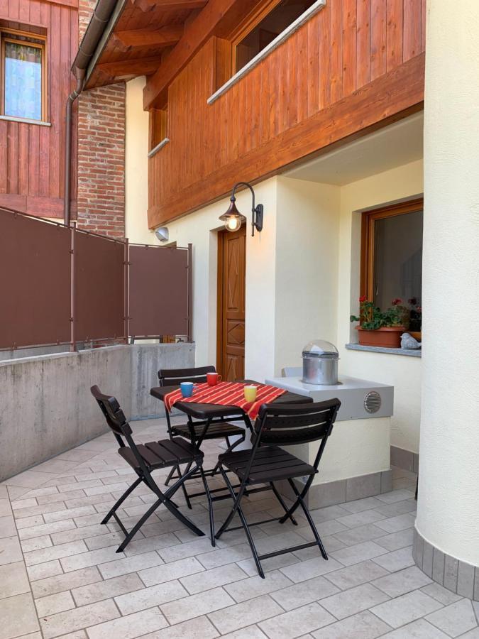 Casa Vacanze Anais Nus Zewnętrze zdjęcie