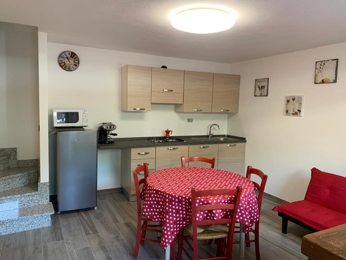 Casa Vacanze Anais Nus Zewnętrze zdjęcie